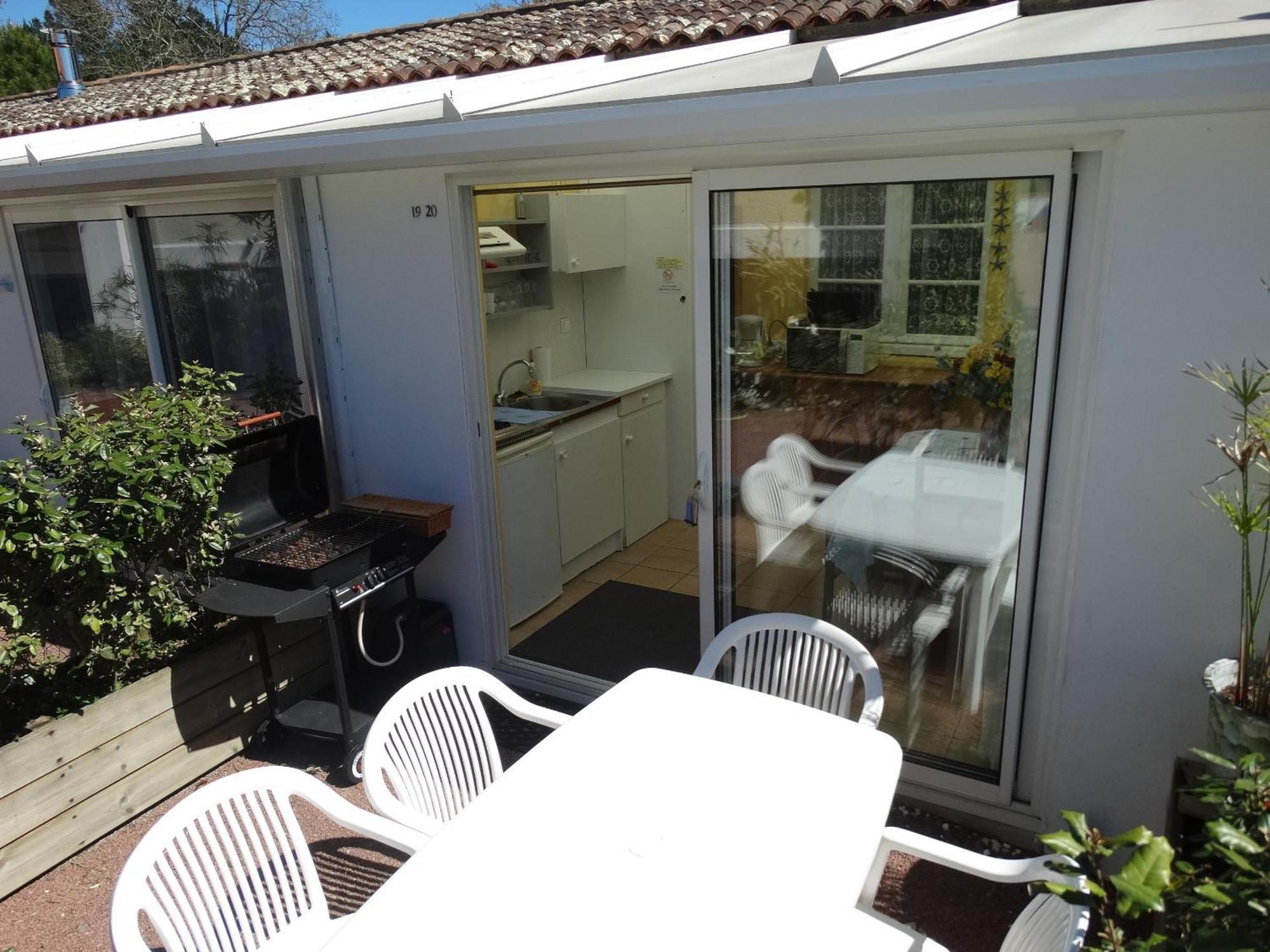 Residence Fleur Des Pins - Gites & Chambres D'Hotes 생-조르주-돌레롱 객실 사진