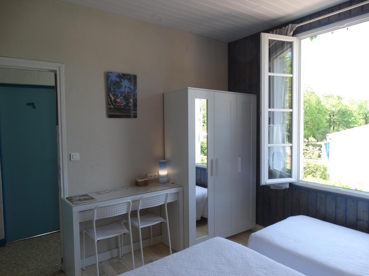 Residence Fleur Des Pins - Gites & Chambres D'Hotes 생-조르주-돌레롱 외부 사진